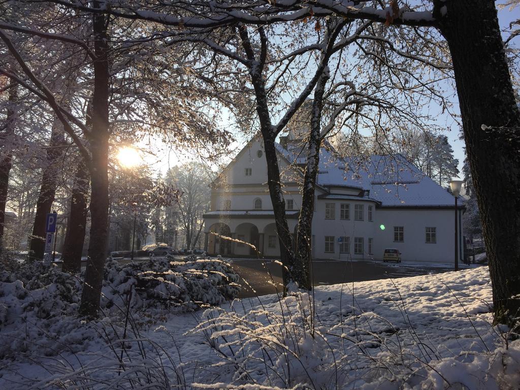 Apartamento Anne Am Kurpark Bad Tölz Exterior foto